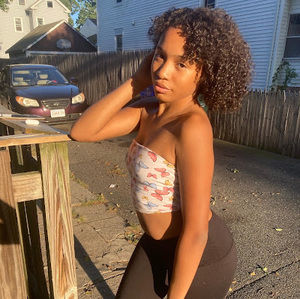 Meet your Posher, Mareya